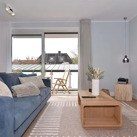 Ebbe Flut, Whg 8 Lägenhet *