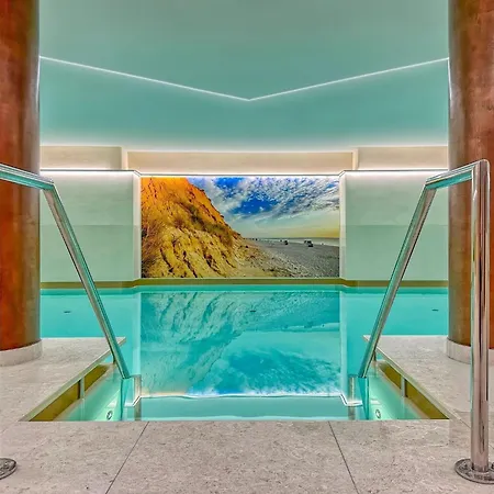 Ebbe Flut, Whg 8 فيسترلاند