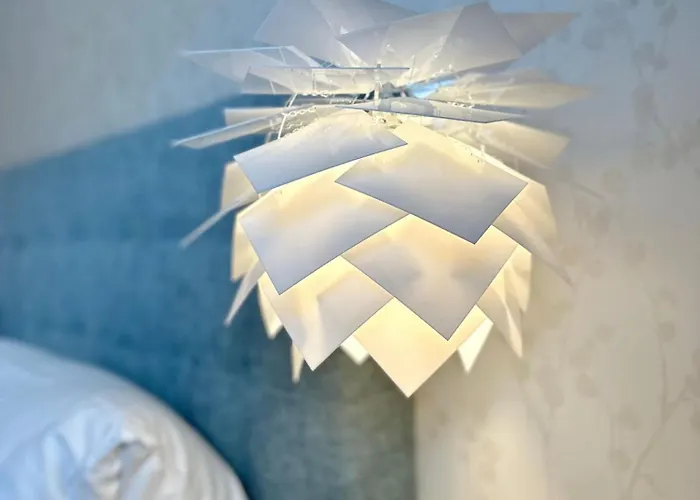 Ebbe Flut, Whg 8 شقة